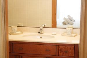 A bathroom at Beautiful seafront house