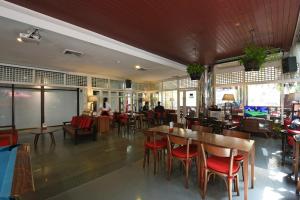 Εστιατόριο ή άλλο μέρος για φαγητό στο Ruamchitt Plaza Hotel