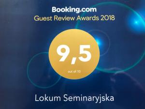 Certifikát, ocenenie alebo iný dokument vystavený v ubytovaní Lokum Seminaryjska Apartament z darmowym parkingiem