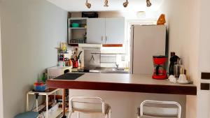 Η κουζίνα ή μικρή κουζίνα στο HAMEAU DE BEAUREGARD