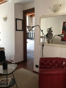 Ein Sitzbereich in der Unterkunft Casa Vacanza Castagna