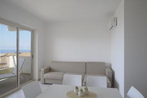 Posedenie v ubytovaní Airone Residence + 37 fotografií
