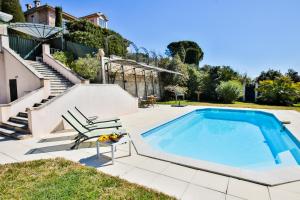 Vinaigrier Hills VI3086 by Riviera Holiday Homes
