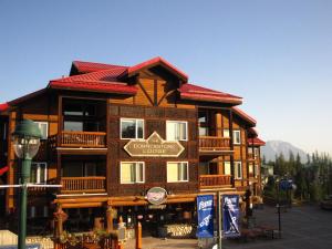 Gallery image of Cornerstone Lodge by Park Vacation Management in Fernie