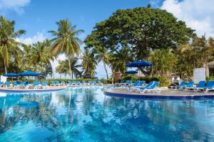 Swimmingpoolen hos eller tæt på St. James’s Club Morgan Bay Resort - All Inclusive