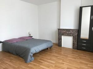 Postel nebo postele na pokoji v ubytování Lesage 2