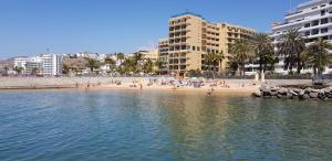 Afbeelding uit fotogalerij van Apartamento Arguineguín centro, vistas al mar in La Playa de Arguineguín