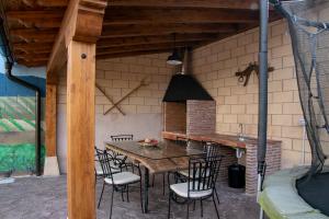 Patio alebo iná vonkajšia časť ubytovania Alojamiento Turistico La Casa del tio Cesar