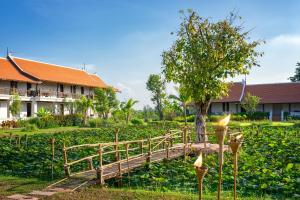 Aed väljaspool majutusasutust Sriwilai Sukhothai