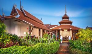 Aed väljaspool majutusasutust Sriwilai Sukhothai