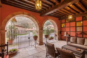 Posezení v ubytování Casona De La Salceda