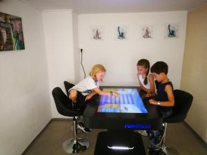 Goście zatrzymujący się w obiekcie Kinderhotel Stefan