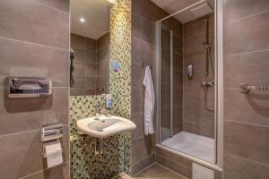 Koupelna v ubytování MEININGER Hotel Berlin Mitte + 37 fotografií
