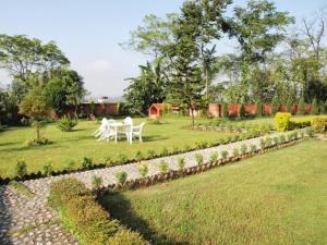 Aed väljaspool majutusasutust Planet Bhaktapur Hotel