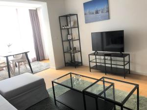 Telewizja i/lub zestaw kina domowego w obiekcie Rosie | Design | Chalet