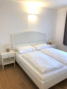 Łóżko lub łóżka w pokoju w obiekcie Rosie | Design | Chalet
