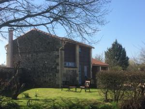 Κήπος έξω από το Rose Barn - Adorable country home with private pool