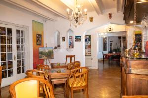 Uma área de estar em Hostal Rio Amazonas