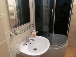 Koupelna v ubytování Hostel PanGeea