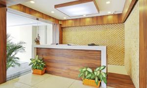 Hall o reception di Itsy Hotels Jansi Residency