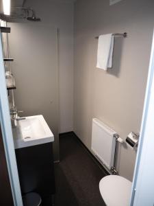 Koupelna v ubytování Hotell Gamla Staden