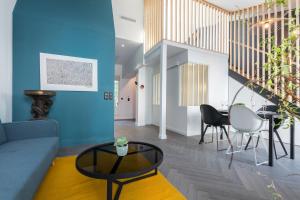 Posezení v ubytování L'Abeille - Boutique Apartments