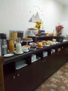 אפשרויות ארוחת הבוקר המוצעות לאורחים ב-Residencial del Maule