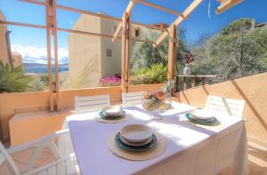 Nespecifikovaný výhled na hory nebo výhled na hory při pohledu z apartmánu