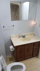 Ένα μπάνιο στο Executive Suites +77 φωτογραφίες