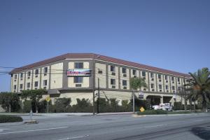 Gallery image of LAX Stadium Inn in Inglewood
