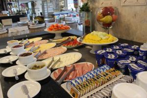 Comida no hotel ou em algum lugar perto