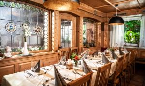 Restaurace v ubytování Gasthof Adler