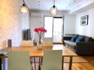 Posedenie v ubytovaní Gros Beach Apartment