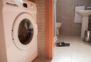 A bathroom at Serravalle Relais & Country Villa with private pool - Esclusive use