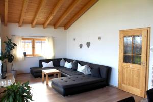 Posezení v ubytování Ferienwohnung Panoramablick