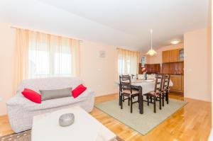 Η κουζίνα ή μικρή κουζίνα στο Apartman Ivan