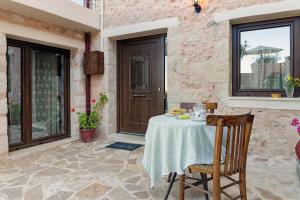Imagen de la galería de Smaragda Stone Villa, en Vamos