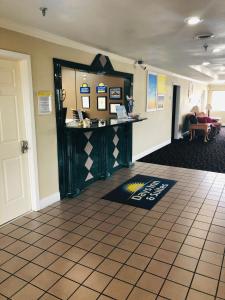 Mynd úr myndasafni af Days Inn & Suites by Wyndham Stuttgart í Stuttgart