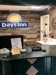 Vottorð, verðlaun, skilti eða annað skjal til sýnis á Days Inn & Suites by Wyndham Stuttgart
