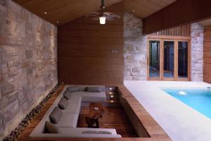 Bazén v ubytování Batatu Resort - Adults Only nebo v jeho okolí