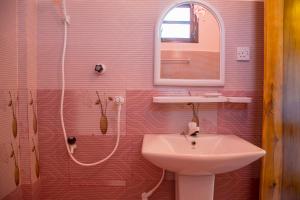 Ванная комната в Nice Place Beach Hotel