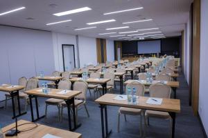Zaplecze biznesowe lub konferencyjne w obiekcie Hotel Avangarda