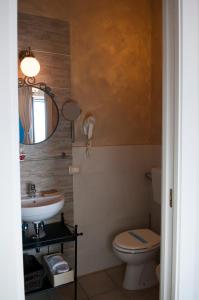 Koupelna v ubytování La dimora di Caboto B&B
