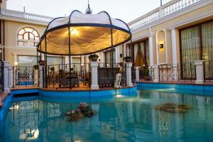 A piscina localizada em Parco dei Principi Hotel ou nos arredores