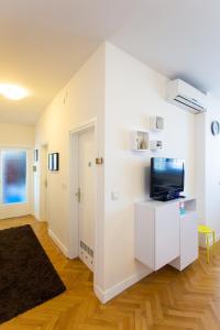 TV a/nebo společenská místnost v ubytování Studio M Zagreb