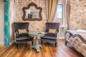 Posedenie v ubytovaní Plaza Marchi Old Town - MAG Quaint & Elegant Boutique Hotels