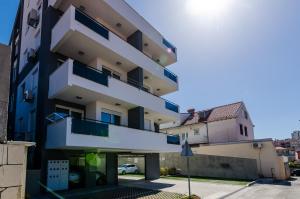 Budova, v ktorej sa apartmán nachádza