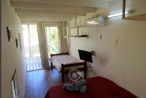 Μια τηλεόραση ή/και κέντρο ψυχαγωγίας στο Hostel Vente al Diablo
