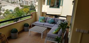 Część wypoczynkowa w obiekcie Apartment Campoamor Descansa