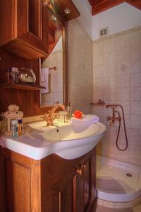 A bathroom at Grand Palazzo